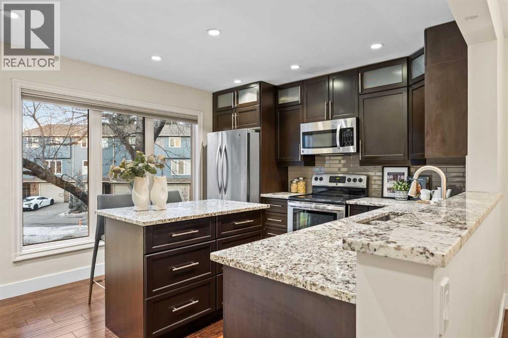 258 Point Mckay Terrace Nw, Calgary, Alberta  T3B 4V6 - Photo 17 - A2280113