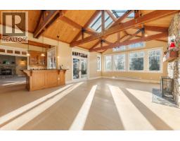 366 KEITH ROAD, West Vancouver, British Columbia