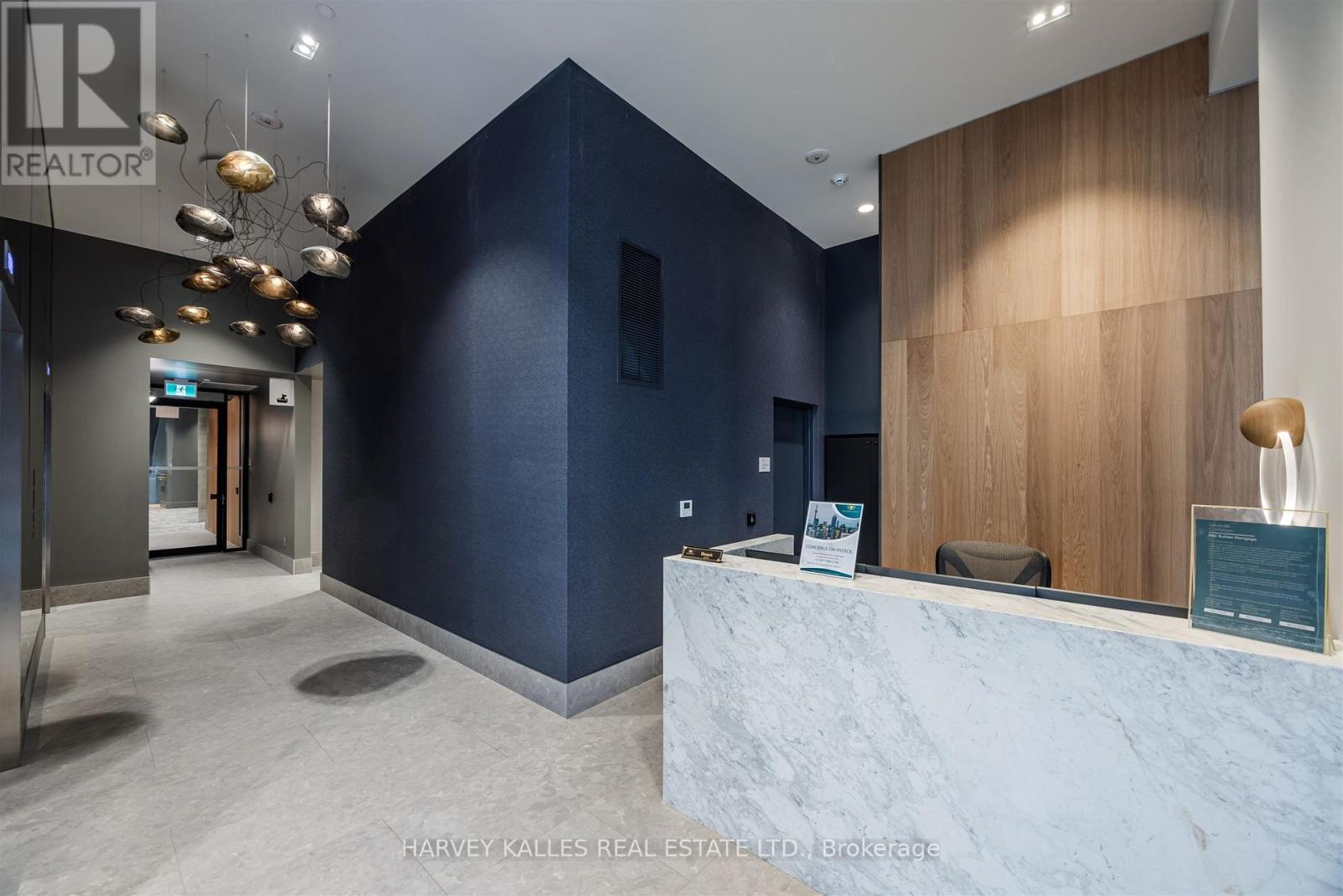 407 - 1720 Bayview Avenue, Toronto, Ontario  M4G 3C4 - Photo 4 - C12715708