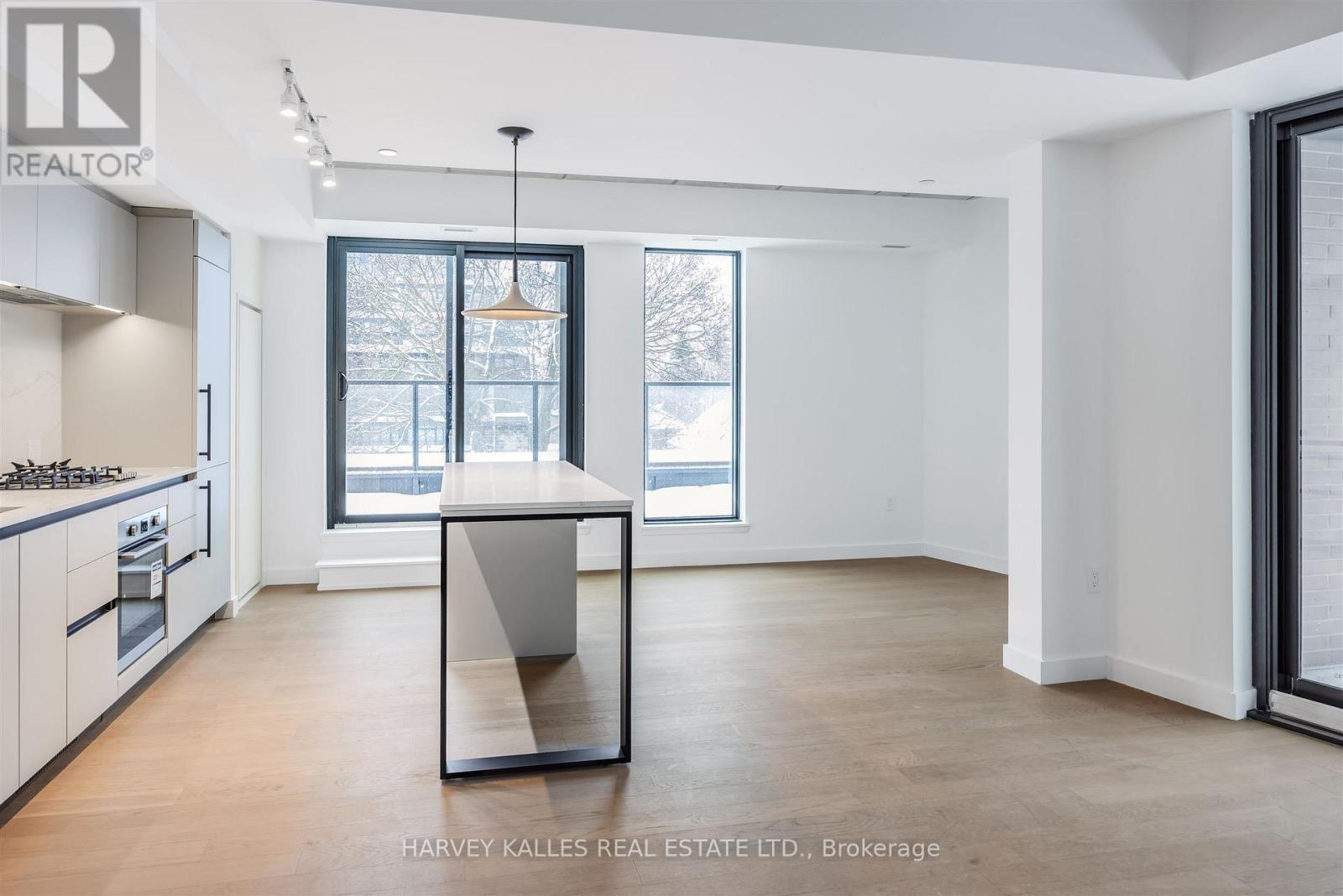 407 - 1720 Bayview Avenue, Toronto, Ontario  M4G 3C4 - Photo 8 - C12715708