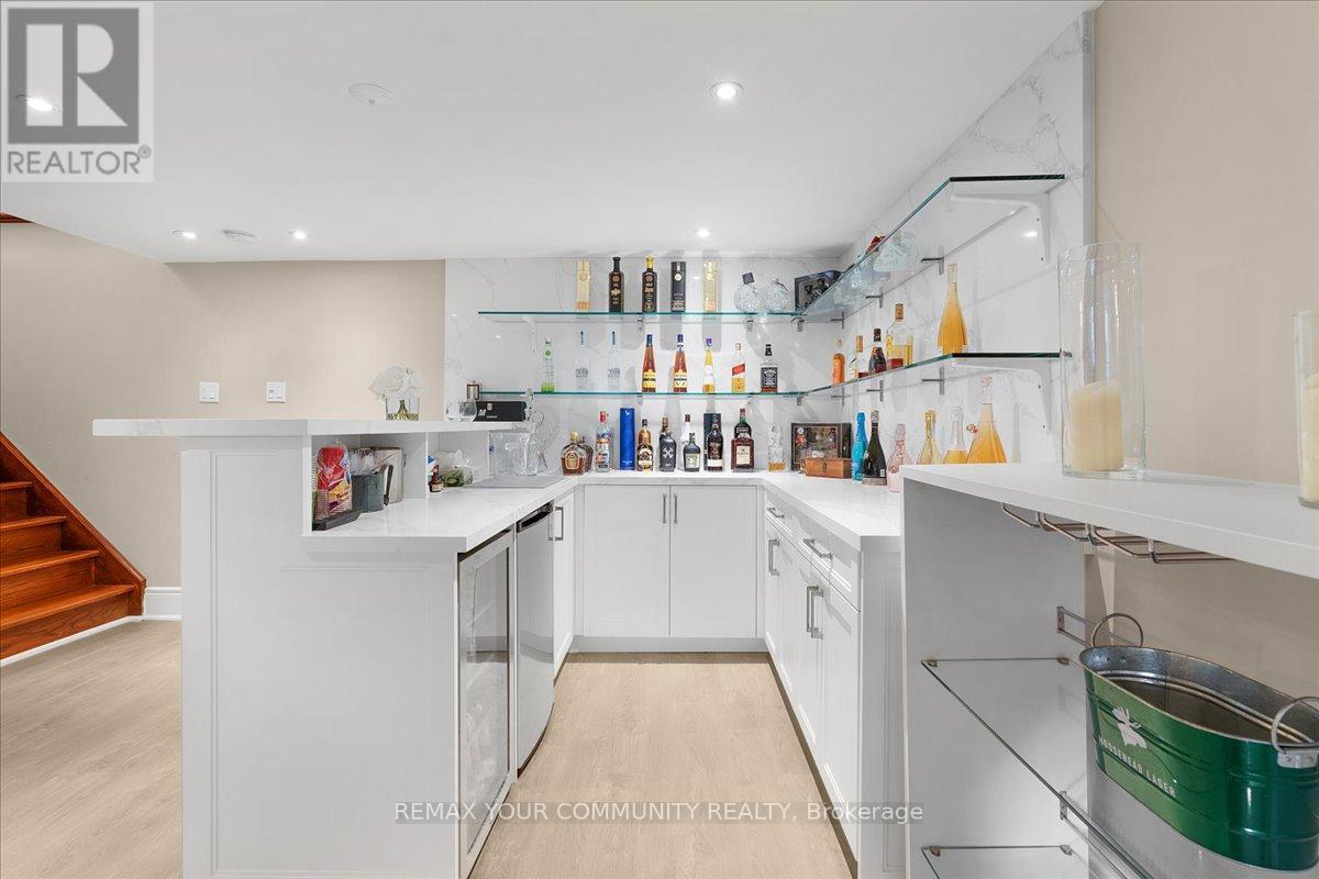 1 Marshfield Court, Toronto, Ontario  M3C 2E2 - Photo 32 - C12715712