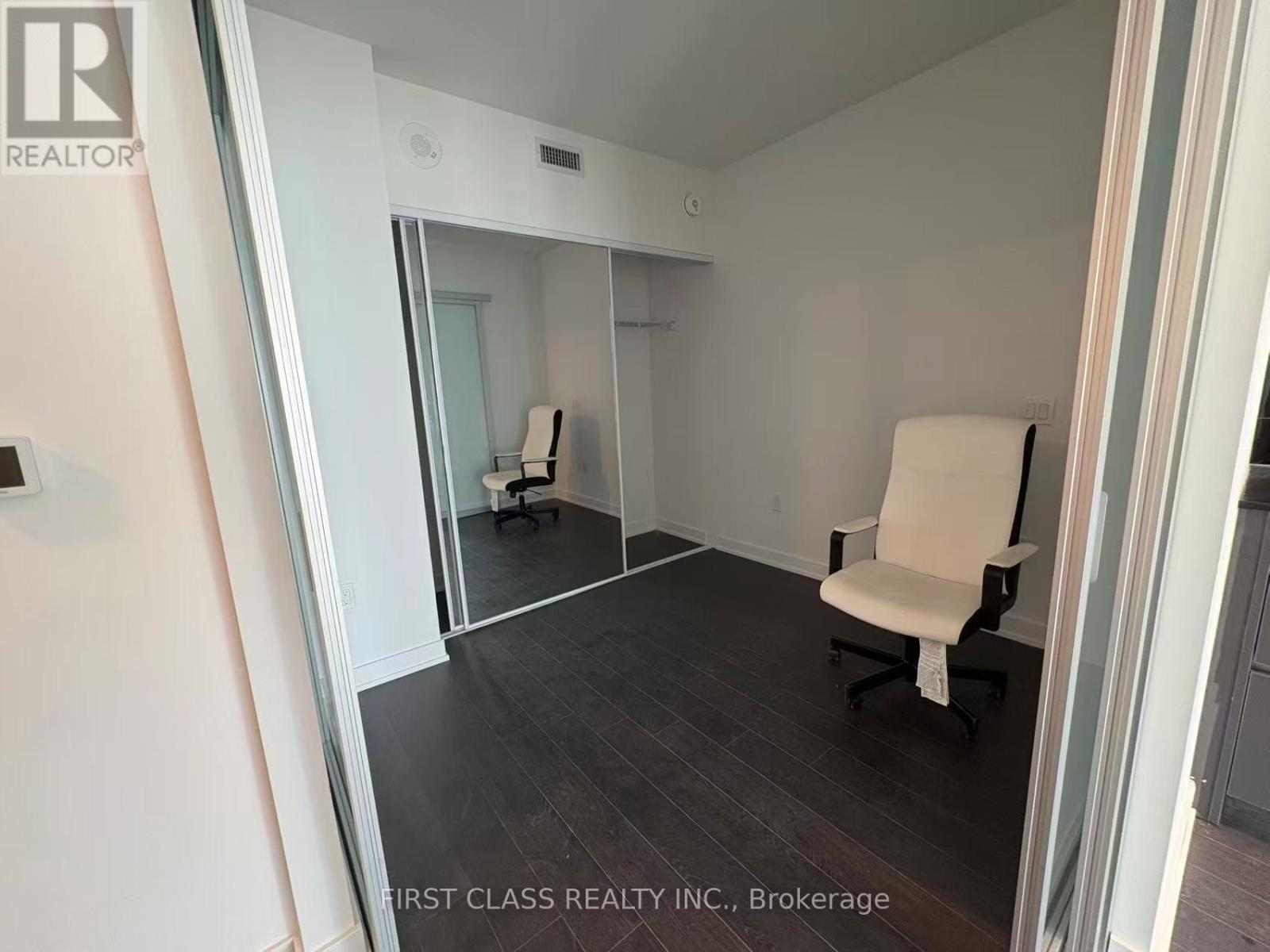 1917 - 230 Simcoe Street, Toronto, Ontario  M5T 0G7 - Photo 10 - C12715732