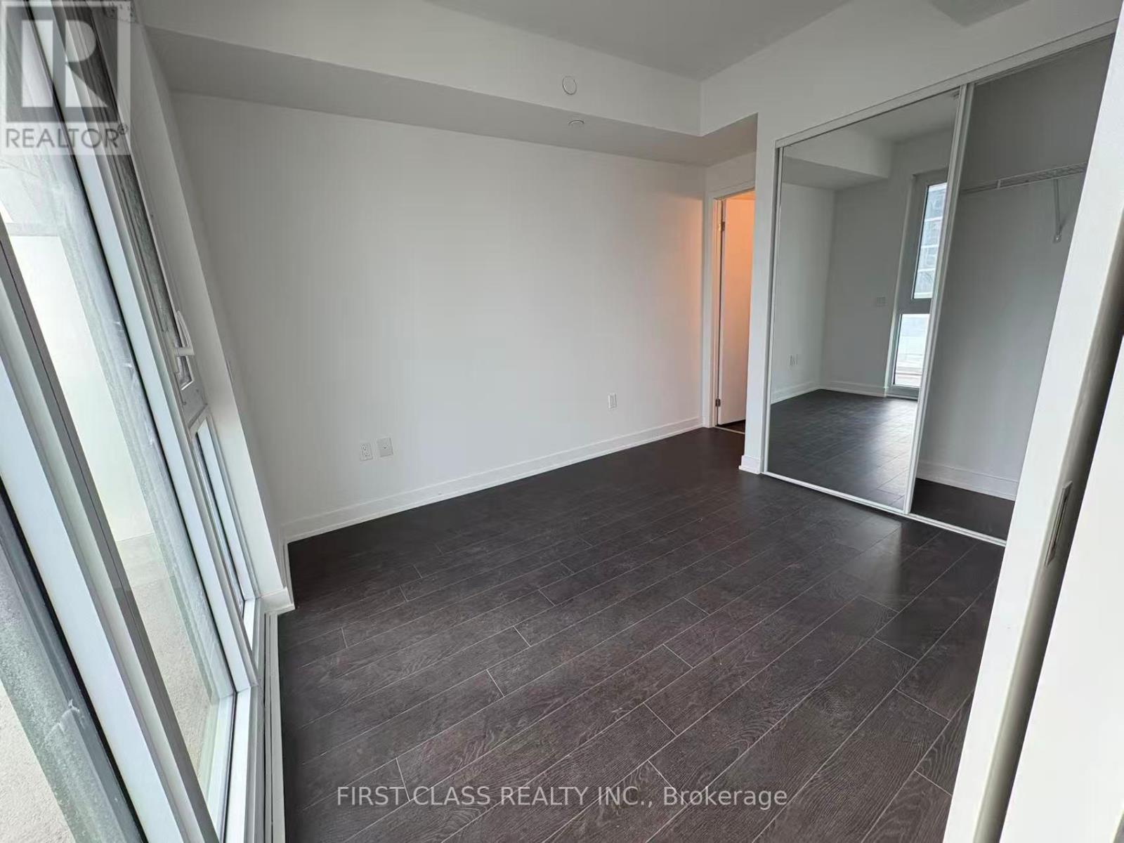 1917 - 230 Simcoe Street, Toronto, Ontario  M5T 0G7 - Photo 3 - C12715732