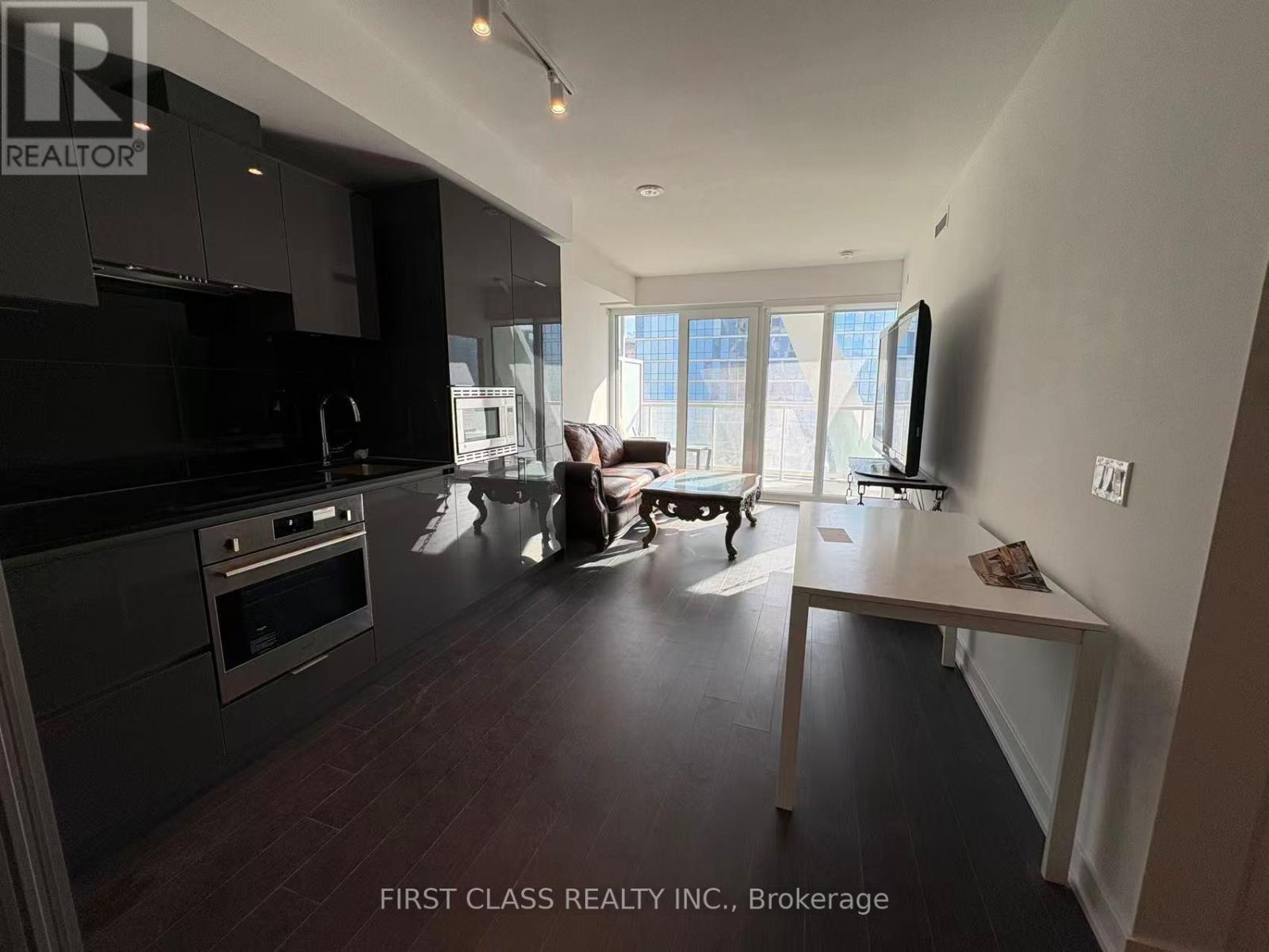 1917 - 230 Simcoe Street, Toronto, Ontario  M5T 0G7 - Photo 4 - C12715732