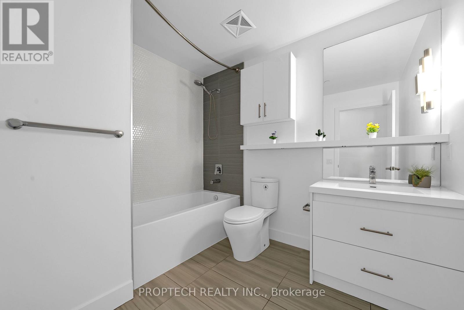 207 - 128 Fairview Mall Drive, Toronto, Ontario  M2J 0E8 - Photo 12 - C12715734