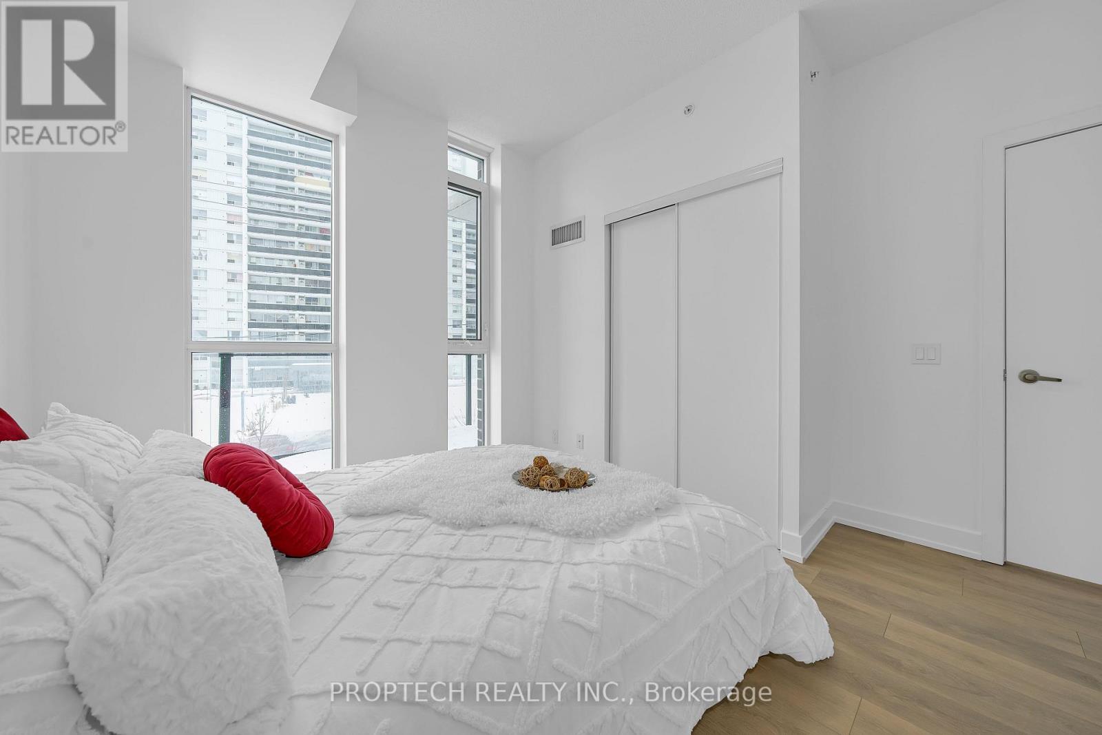 207 - 128 Fairview Mall Drive, Toronto, Ontario  M2J 0E8 - Photo 14 - C12715734