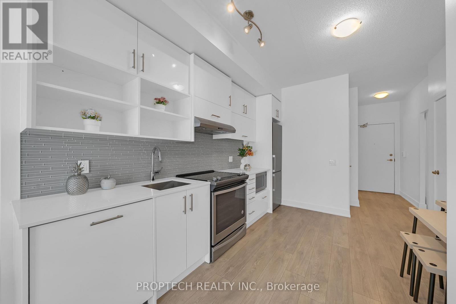 207 - 128 Fairview Mall Drive, Toronto, Ontario  M2J 0E8 - Photo 6 - C12715734