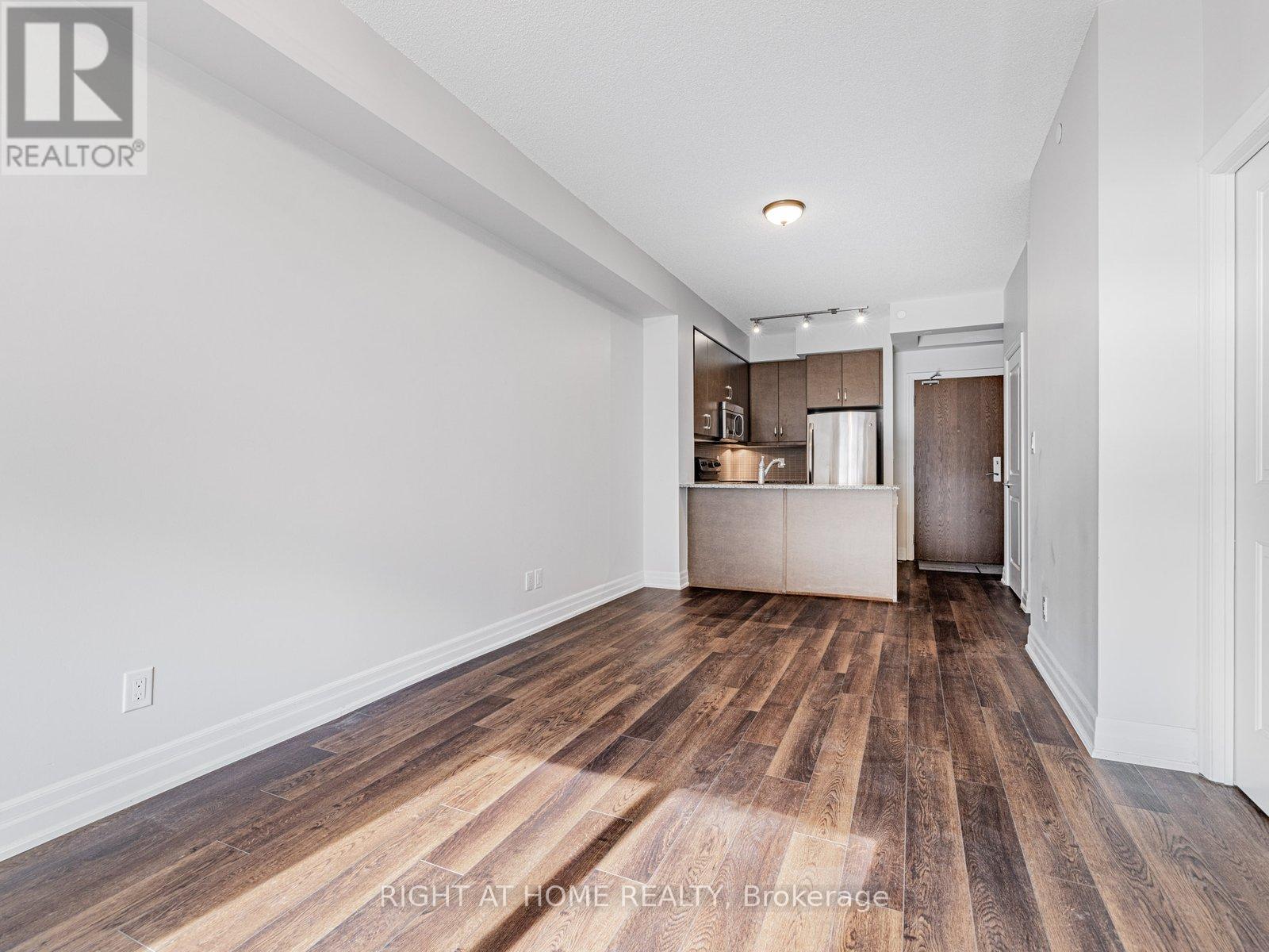 314 - 111 Civic Square Gate, Aurora, Ontario  L4G 7E3 - Photo 11 - N12715714