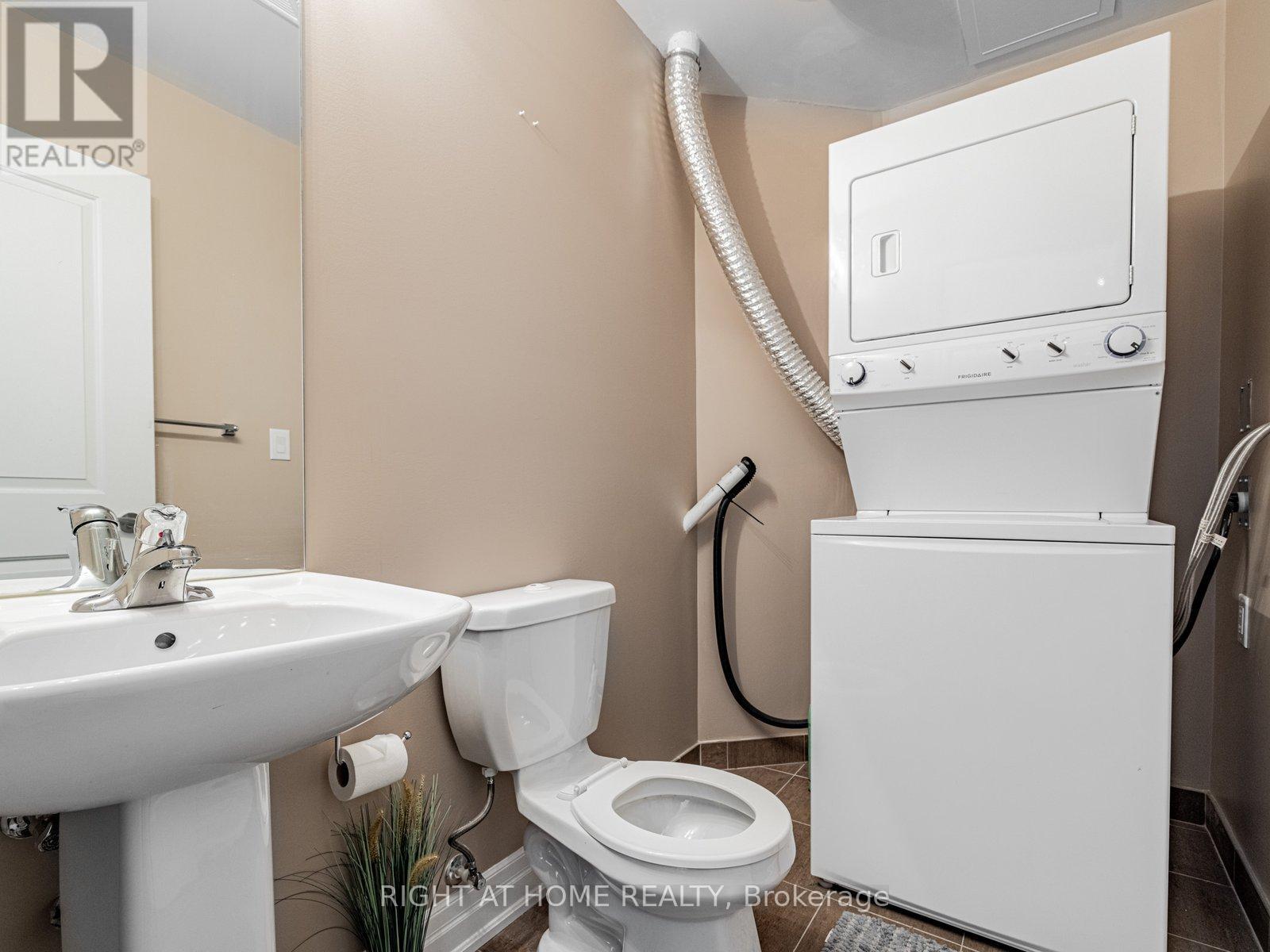 314 - 111 Civic Square Gate, Aurora, Ontario  L4G 7E3 - Photo 12 - N12715714