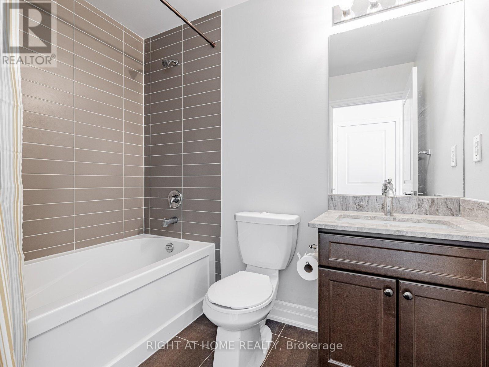 314 - 111 Civic Square Gate, Aurora, Ontario  L4G 7E3 - Photo 18 - N12715714