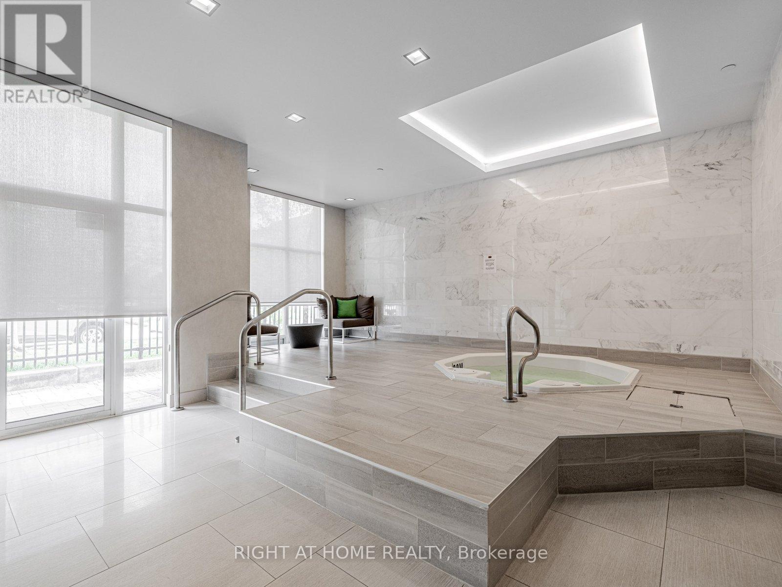 314 - 111 Civic Square Gate, Aurora, Ontario  L4G 7E3 - Photo 23 - N12715714