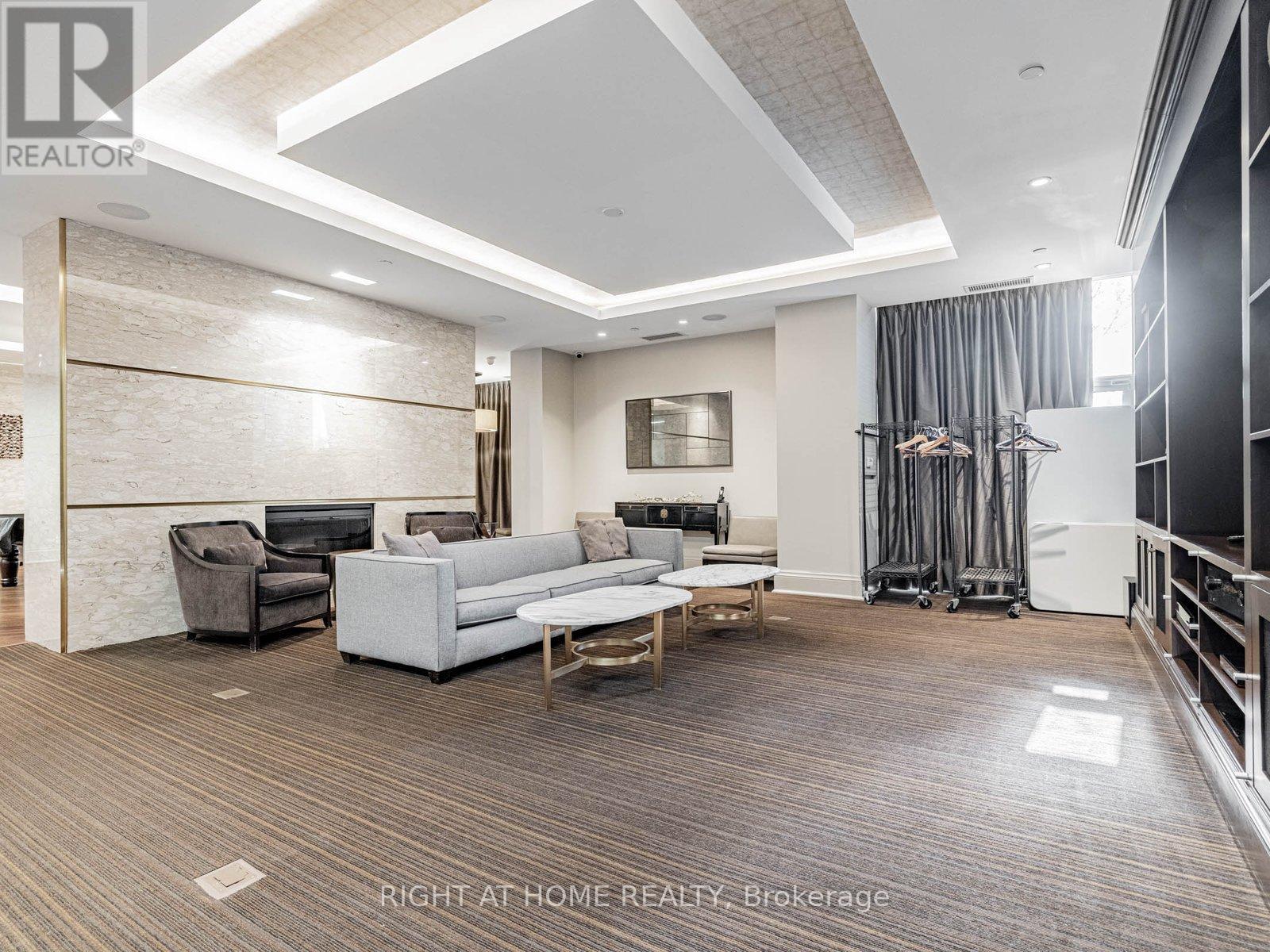 314 - 111 Civic Square Gate, Aurora, Ontario  L4G 7E3 - Photo 25 - N12715714