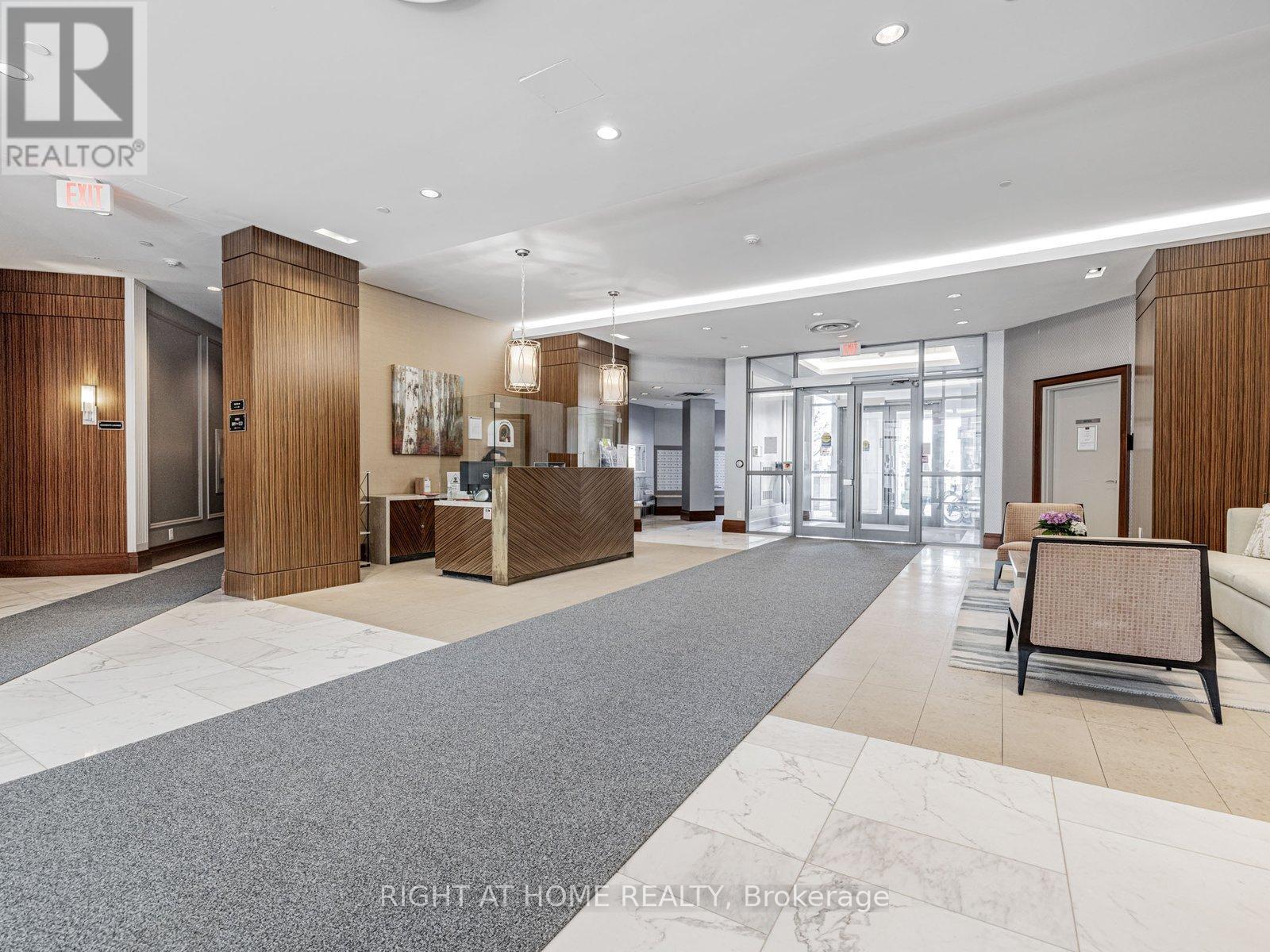 314 - 111 Civic Square Gate, Aurora, Ontario  L4G 7E3 - Photo 29 - N12715714