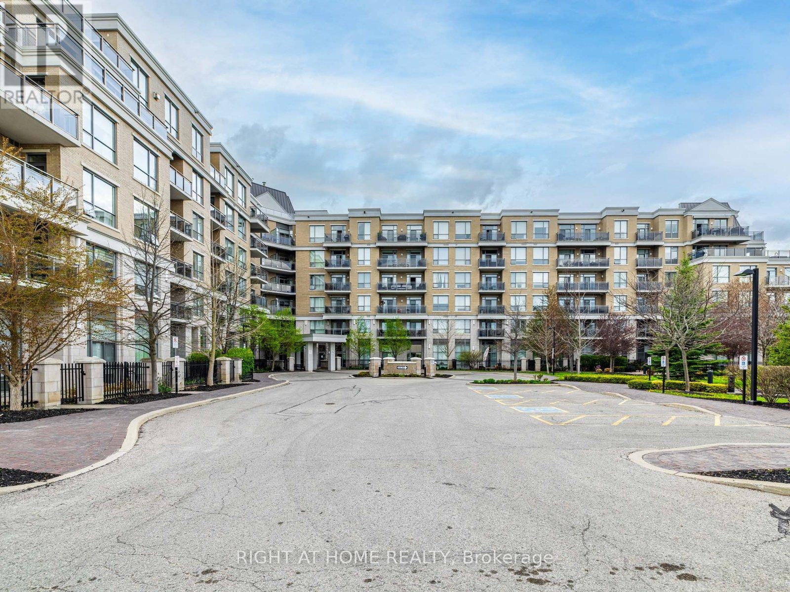314 - 111 Civic Square Gate, Aurora, Ontario  L4G 7E3 - Photo 30 - N12715714