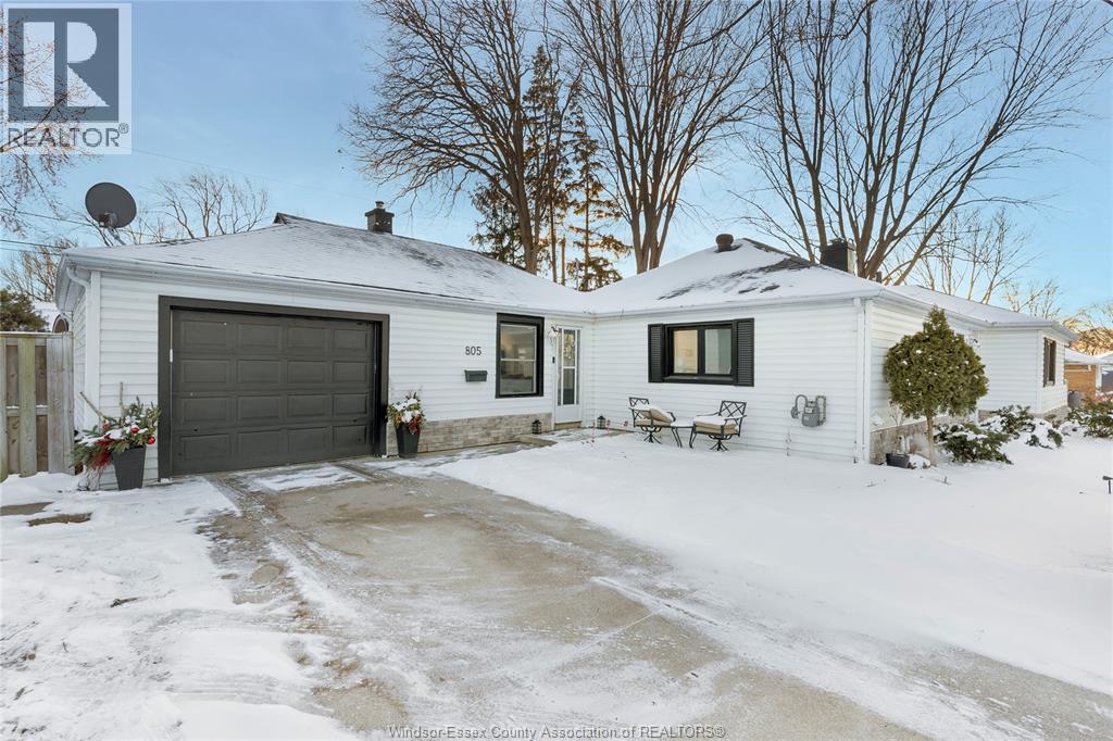 MLS# 26001521: 805 ROSELAWN, Windsor, Canada