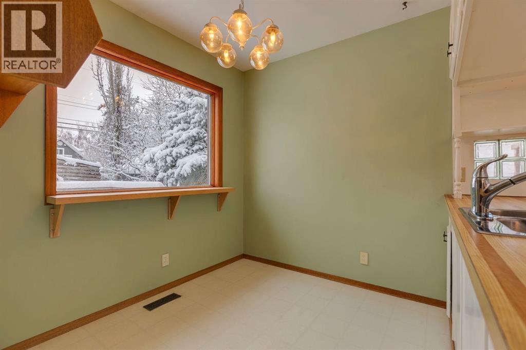 77 Elma Street W, Okotoks, Alberta  T1S 1J8 - Photo 19 - A2272301