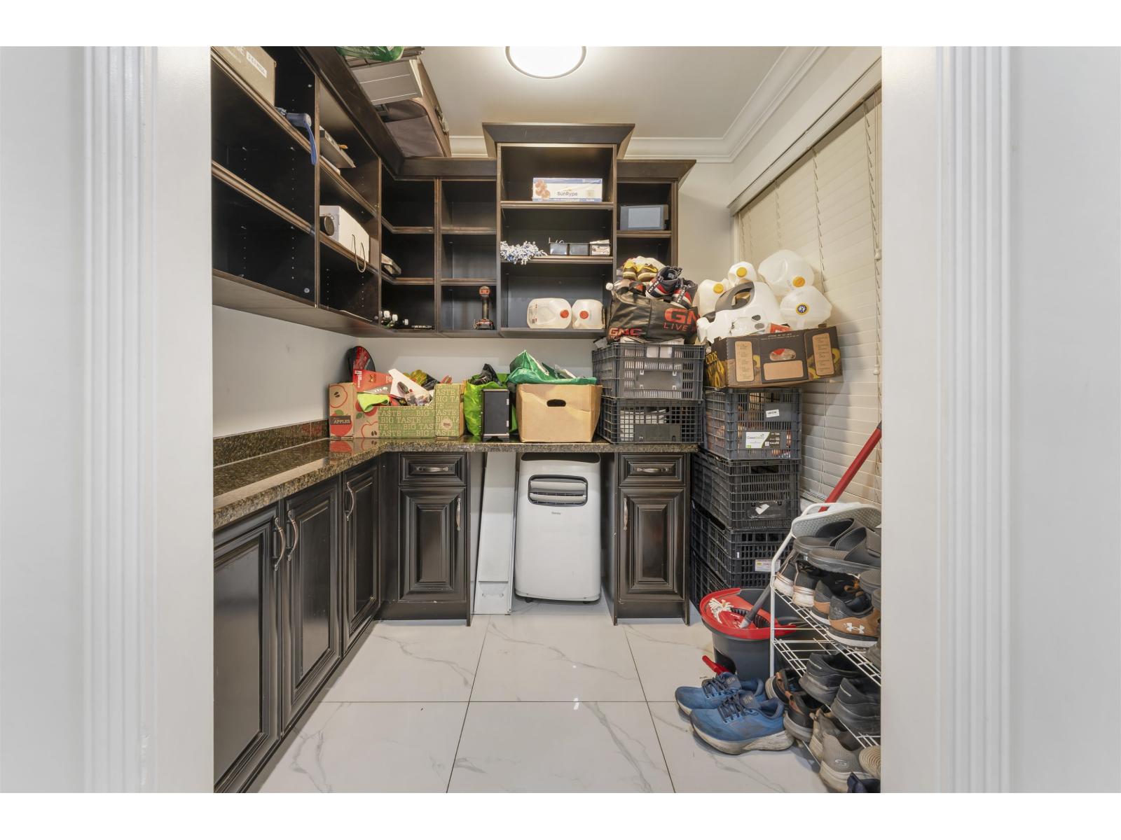 6516 142a Street, Surrey, British Columbia  V3W 1T4 - Photo 5 - R3080647