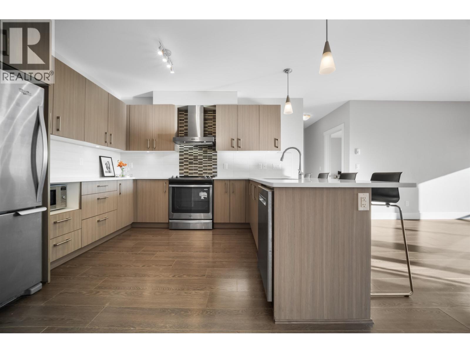 403 2460 Kelly Avenue, Port Coquitlam, British Columbia  V3C 0E3 - Photo 10 - R3081673