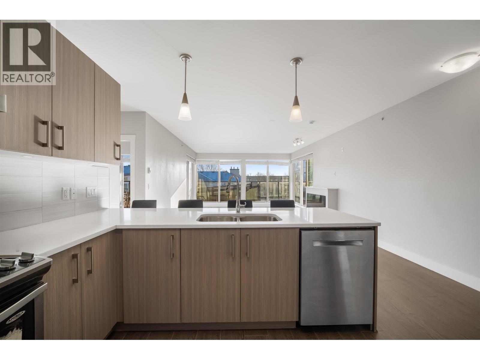 403 2460 Kelly Avenue, Port Coquitlam, British Columbia  V3C 0E3 - Photo 13 - R3081673