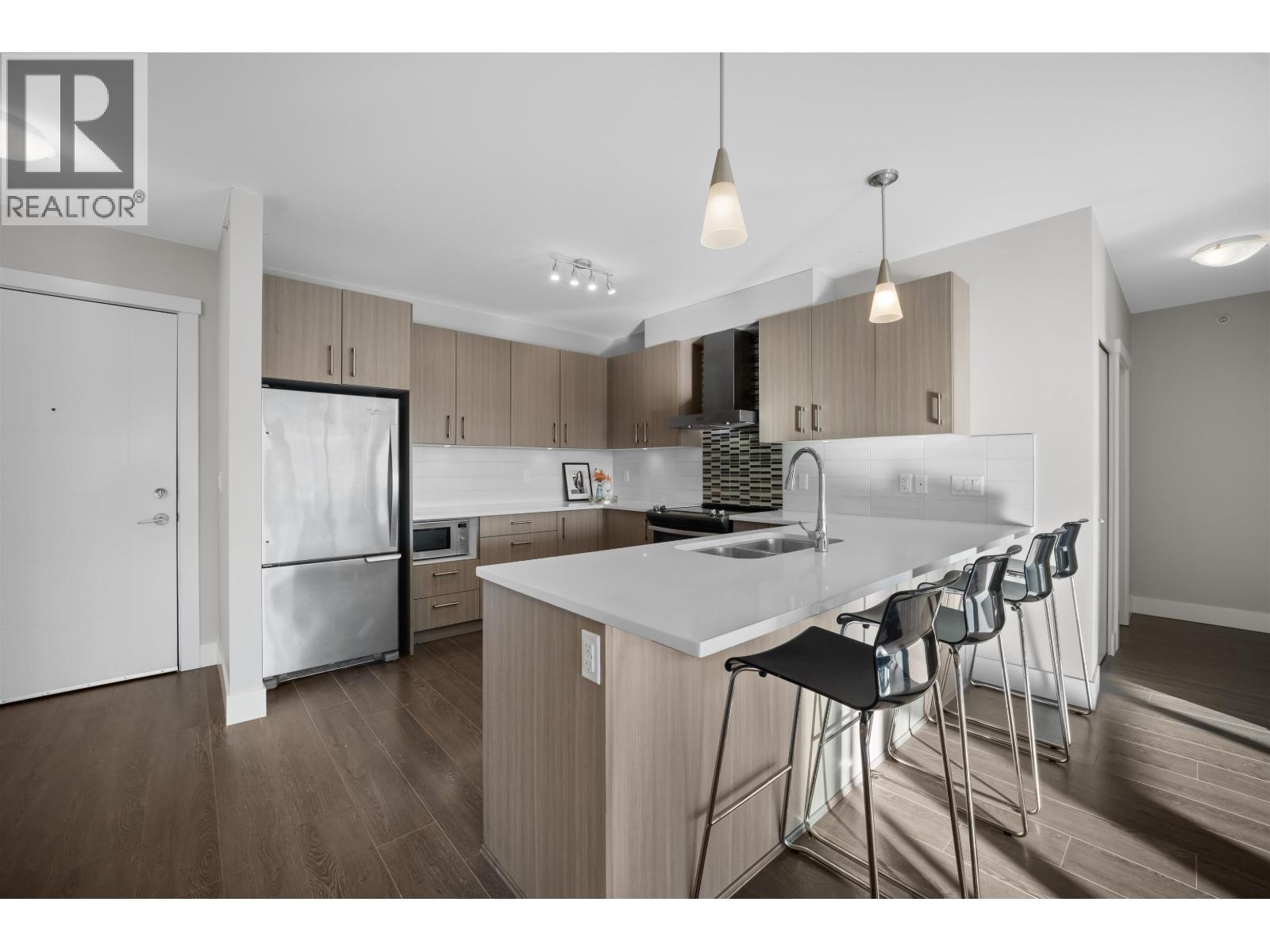 403 2460 Kelly Avenue, Port Coquitlam, British Columbia  V3C 0E3 - Photo 8 - R3081673