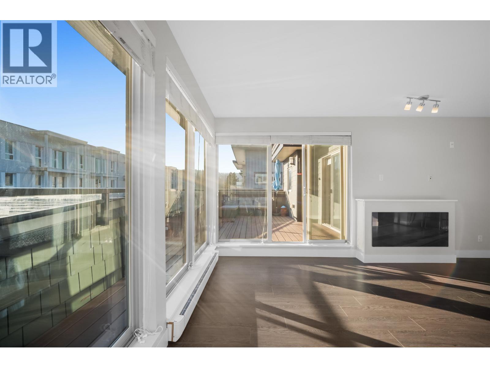 403 2460 Kelly Avenue, Port Coquitlam, British Columbia  V3C 0E3 - Photo 6 - R3081673