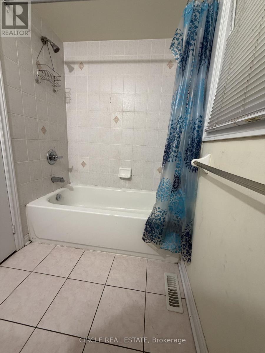 15 Tailfin Road, Brampton, Ontario  L6V 4T1 - Photo 26 - W12711872