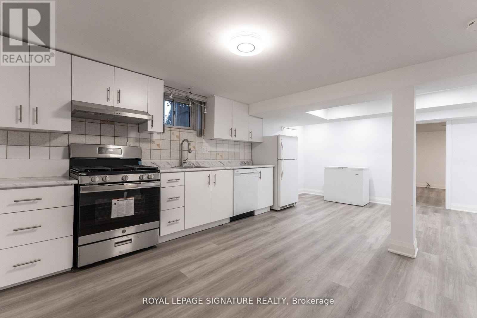 Bsmt - 2 Clevedon Street, Toronto, Ontario  M3M 1M4 - Photo 11 - W12715706