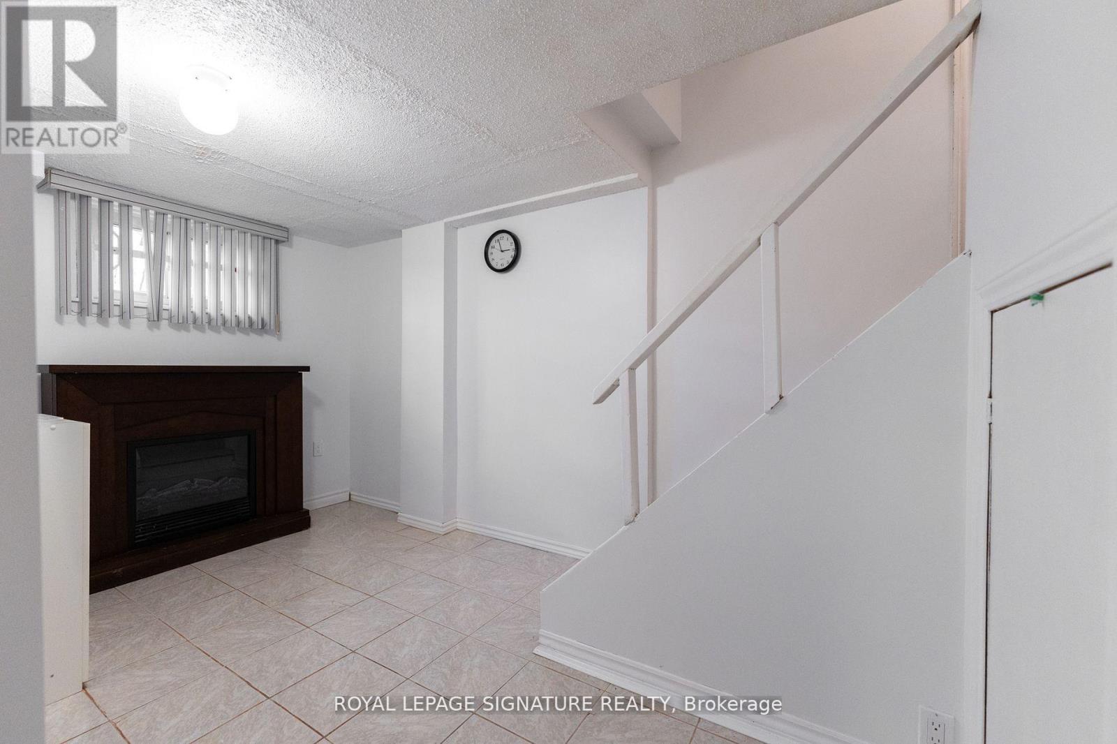 Bsmt - 2 Clevedon Street, Toronto, Ontario  M3M 1M4 - Photo 8 - W12715706