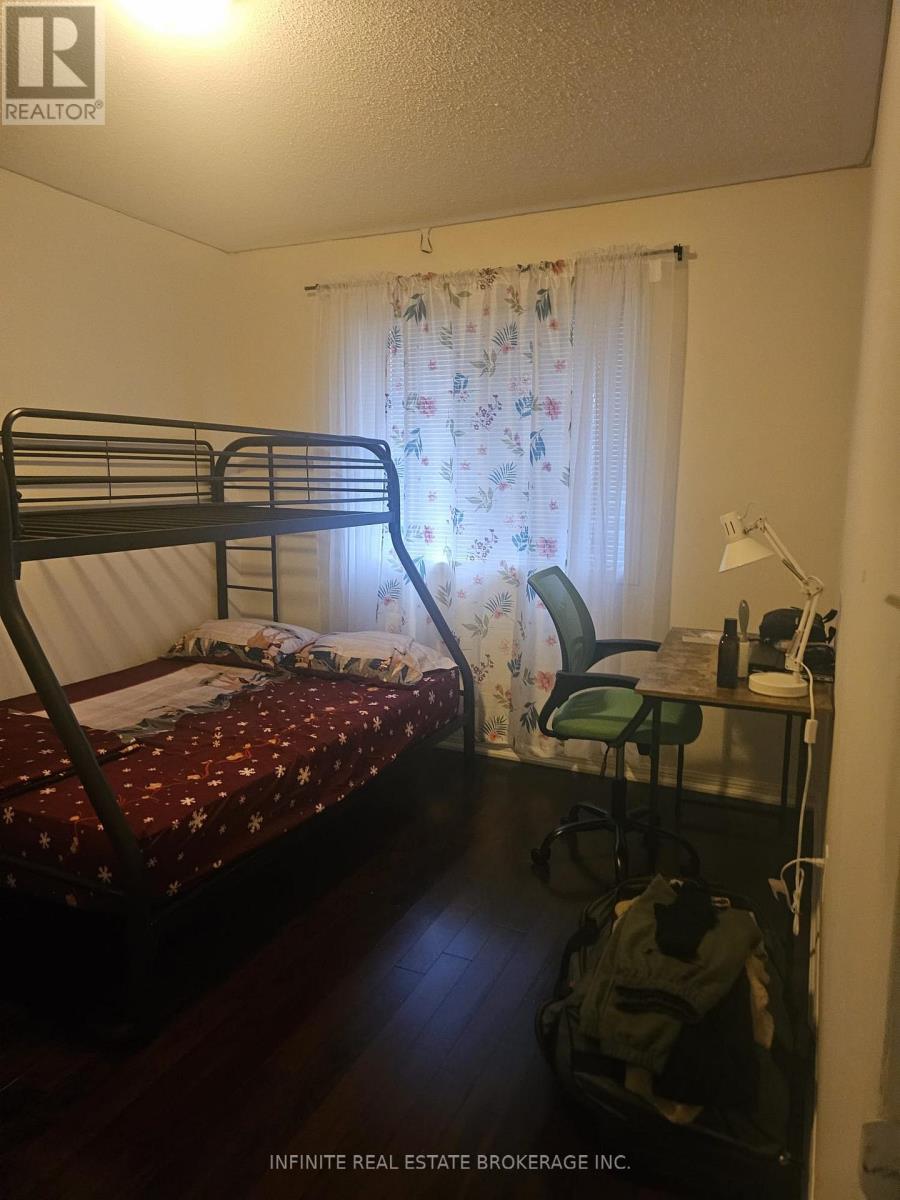 838 Gazley Circle, Milton, Ontario  L9T 6L6 - Photo 15 - W12689926