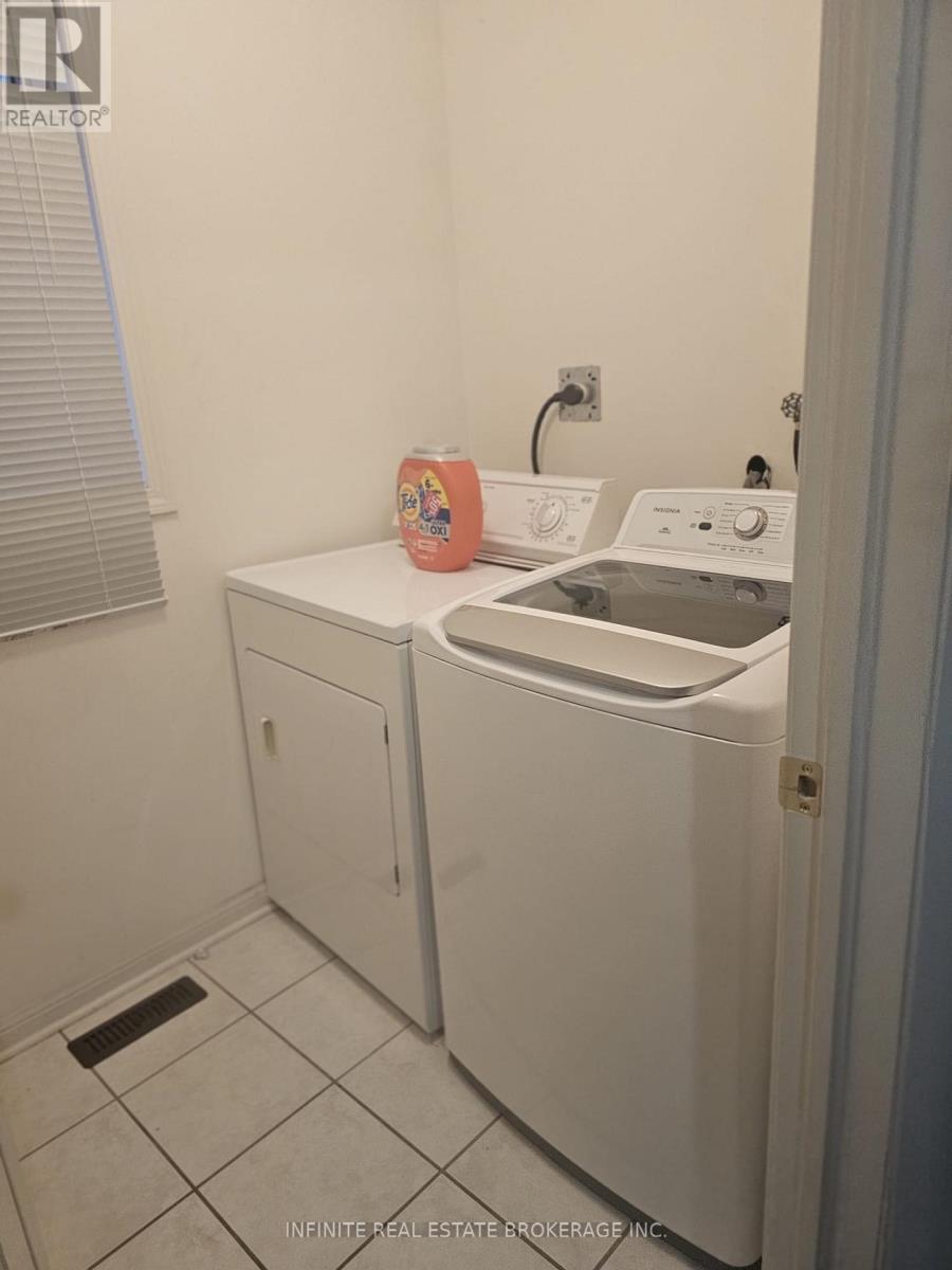 838 Gazley Circle, Milton, Ontario  L9T 6L6 - Photo 24 - W12689926