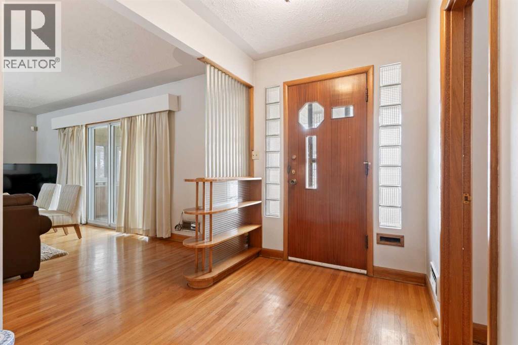 1738 Suffolk Street Sw, Calgary, Alberta  T3C 2N2 - Photo 6 - A2280723