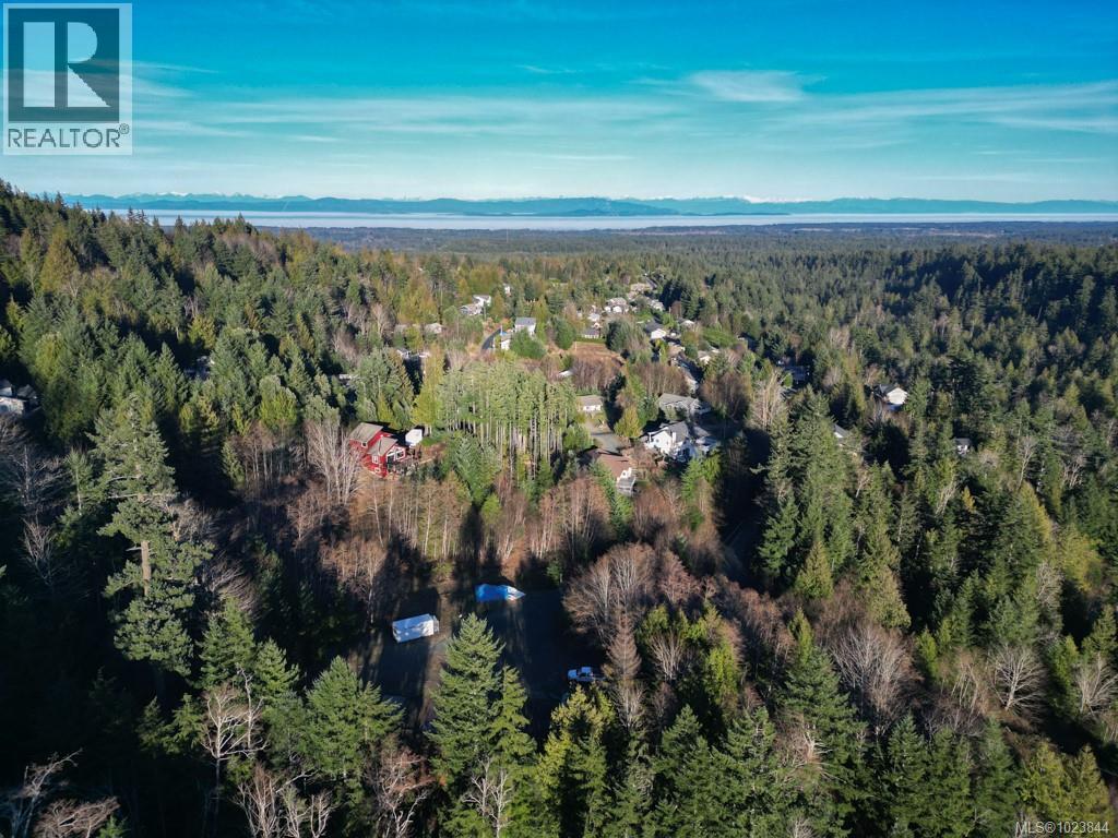 1865 Taylor Walk, Qualicum Beach, British Columbia