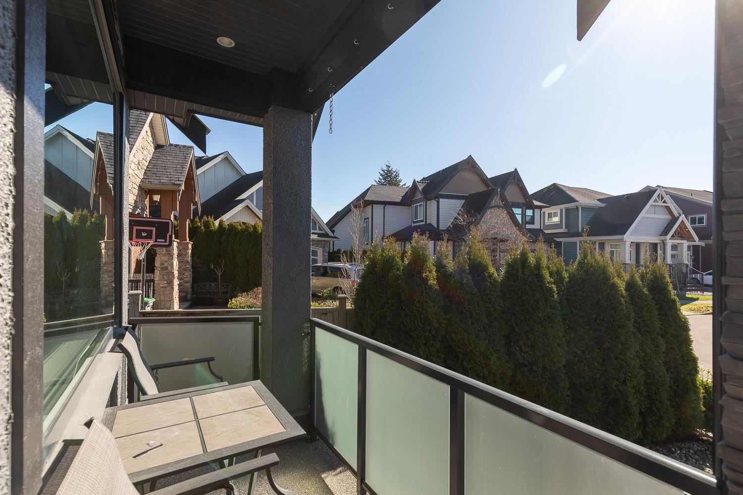 17457 2b Avenue, Surrey, British Columbia  V3Z 6R9 - Photo 5 - R3081743