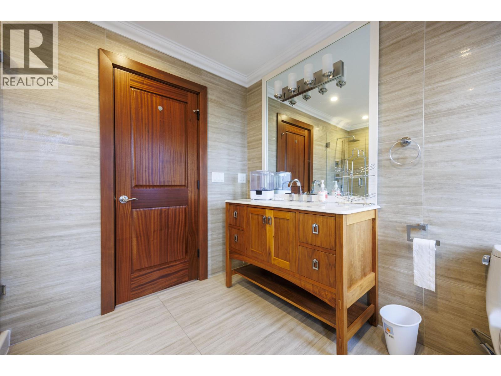 8280 Colonial Road, Richmond, British Columbia  V7C 4T4 - Photo 18 - R3081524