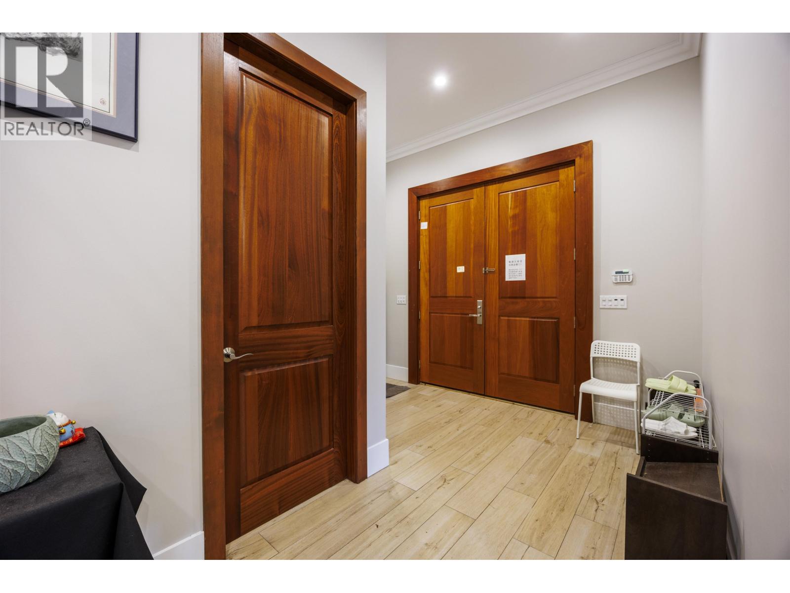 8280 Colonial Road, Richmond, British Columbia  V7C 4T4 - Photo 3 - R3081524