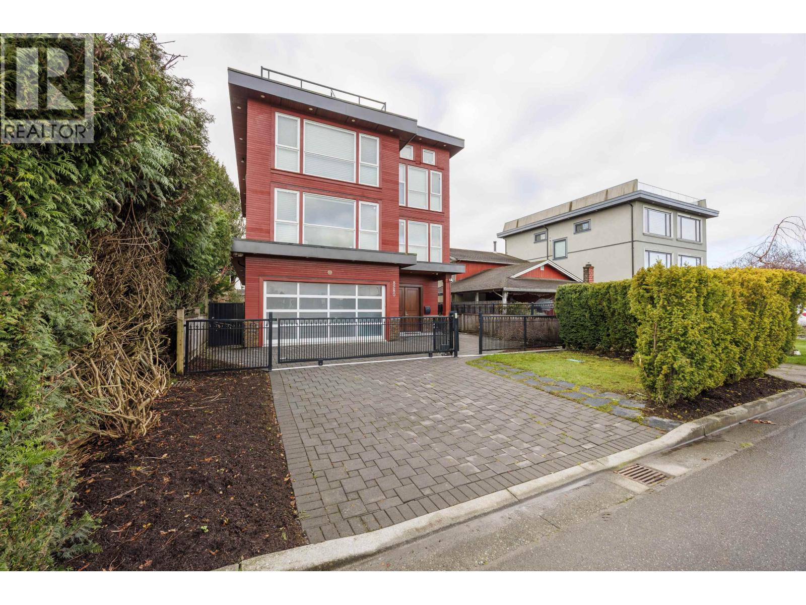 8280 Colonial Road, Richmond, British Columbia  V7C 4T4 - Photo 2 - R3081524