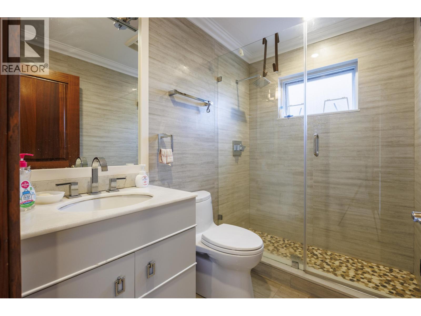 8280 Colonial Road, Richmond, British Columbia  V7C 4T4 - Photo 14 - R3081524