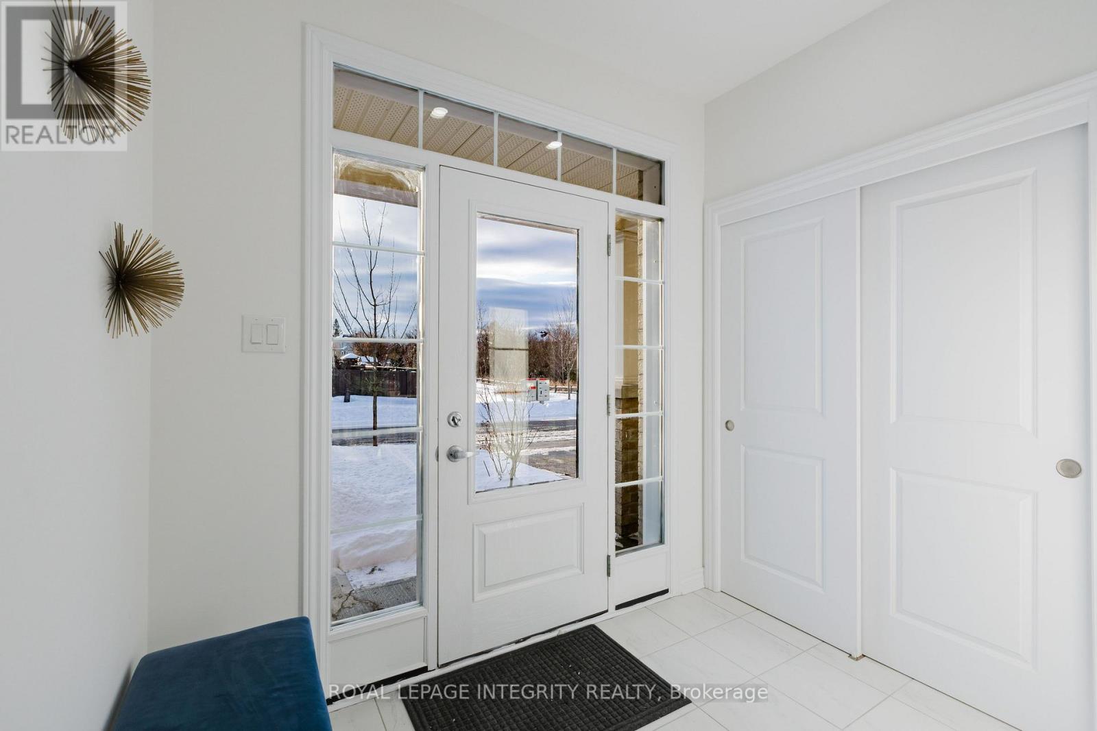 719 Samantha Eastop Avenue, Ottawa, Ontario  K2S 2H8 - Photo 3 - X12715762