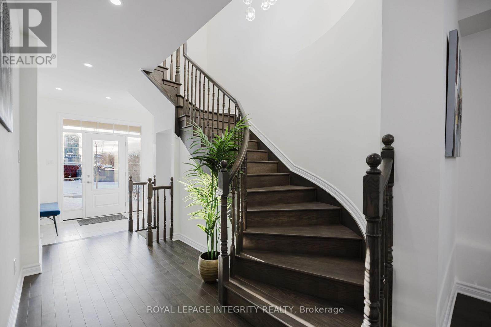 719 Samantha Eastop Avenue, Ottawa, Ontario  K2S 2H8 - Photo 4 - X12715762