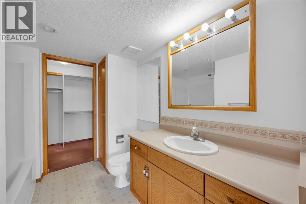 311, 7239 Sierra Morena Boulevard Sw, Calgary, Alberta  T3H 3L7 - Photo 20 - A2280711