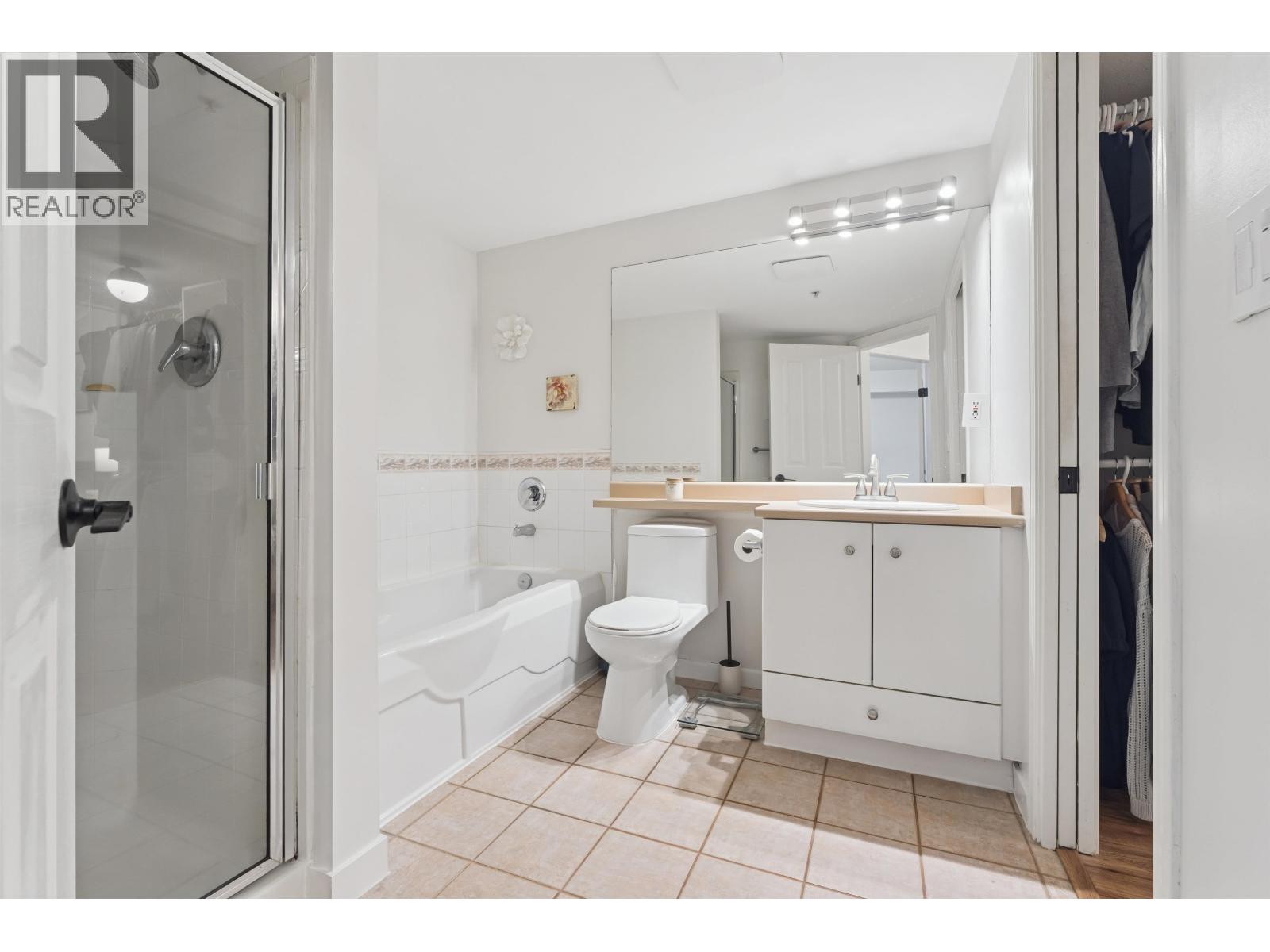 C3 332 Lonsdale Avenue, North Vancouver, British Columbia  V7M 3M5 - Photo 12 - R3080555