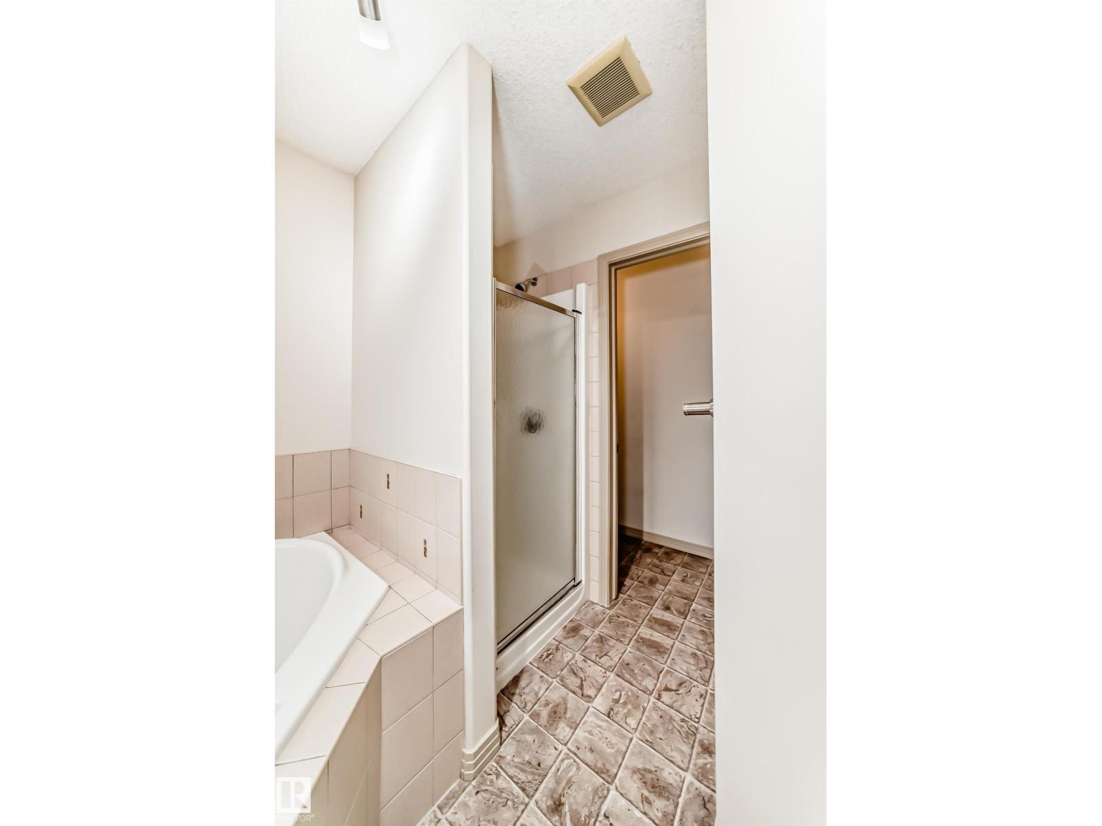 5930 165 Av Nw, Edmonton, Alberta  T5Y 0J1 - Photo 27 - E4470612