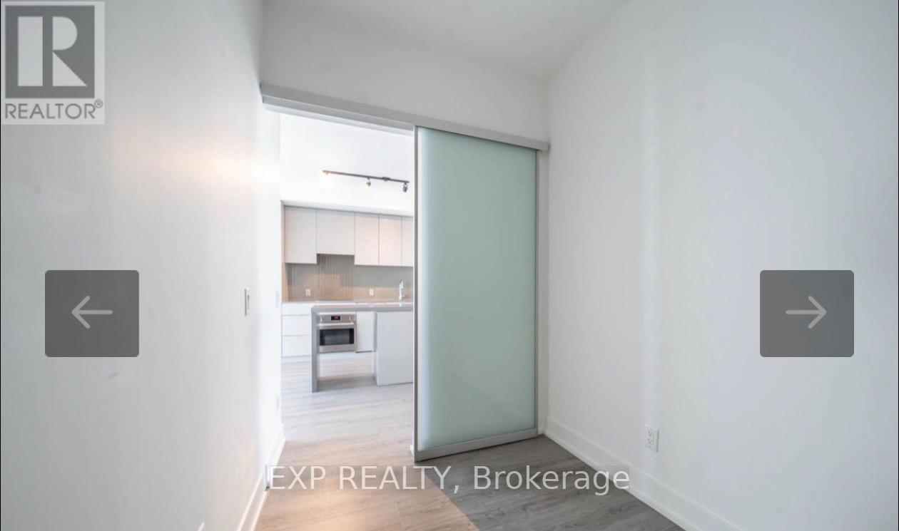 5206 - 7 Grenville Street E, Toronto, Ontario  M4Y 0E9 - Photo 13 - C12715758