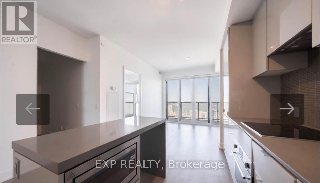 5206 - 7 Grenville Street E, Toronto, Ontario  M4Y 0E9 - Photo 3 - C12715758