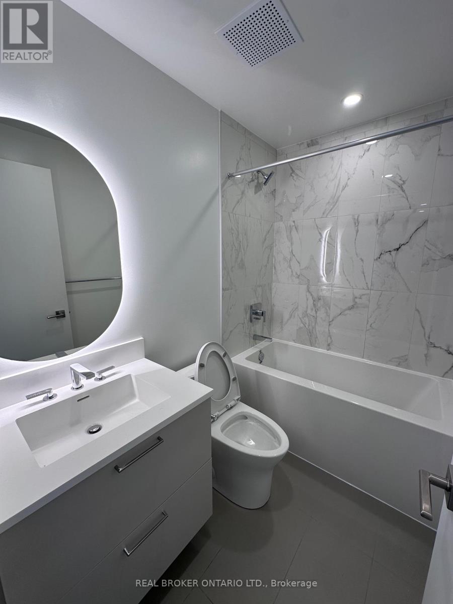 36 Olive Avenue W, Toronto, Ontario  M2N 4P9 - Photo 4 - C12715760