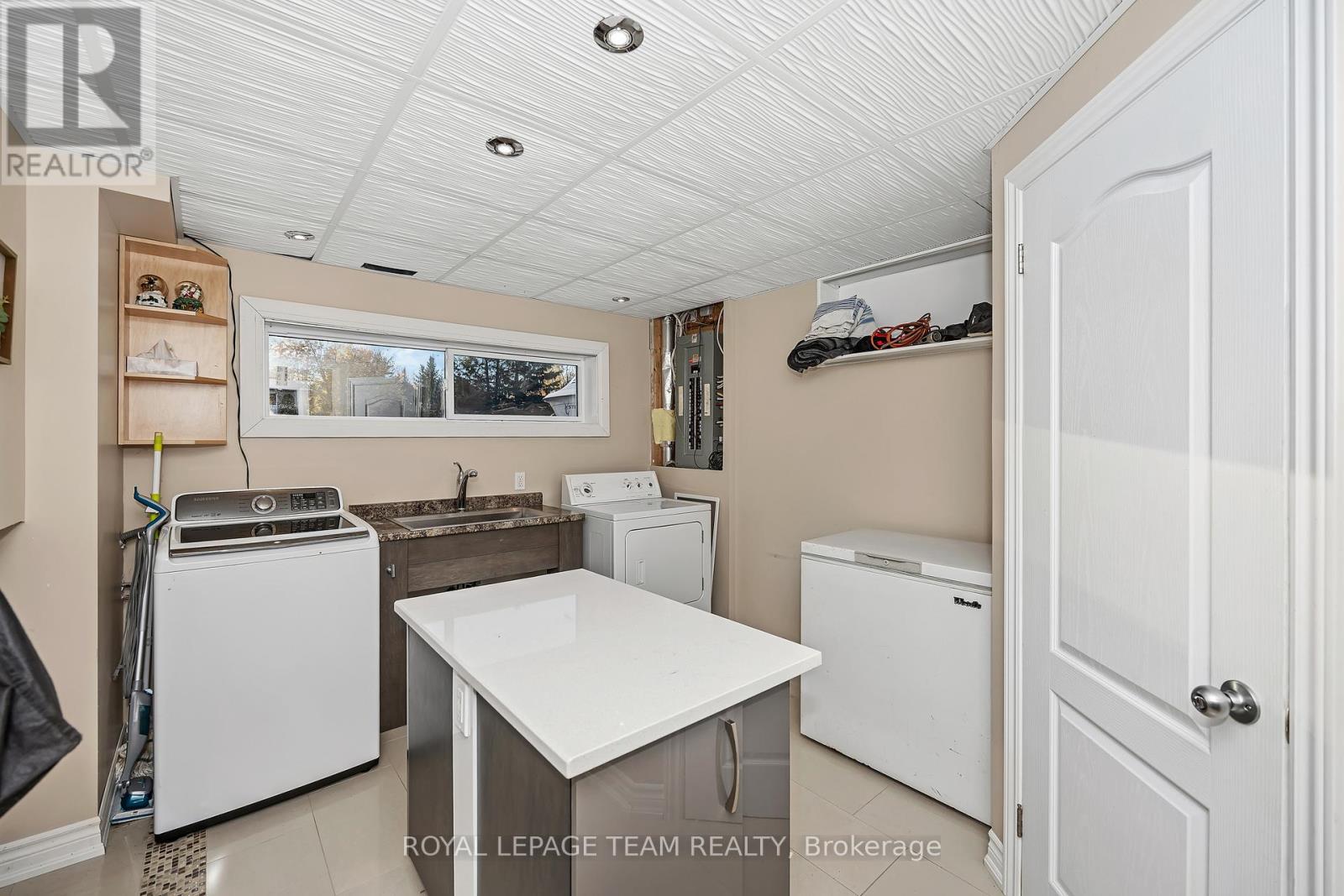 1115 Des Cerisiers Street, Clarence-Rockland, Ontario  K4K 1K9 - Photo 29 - X12715790