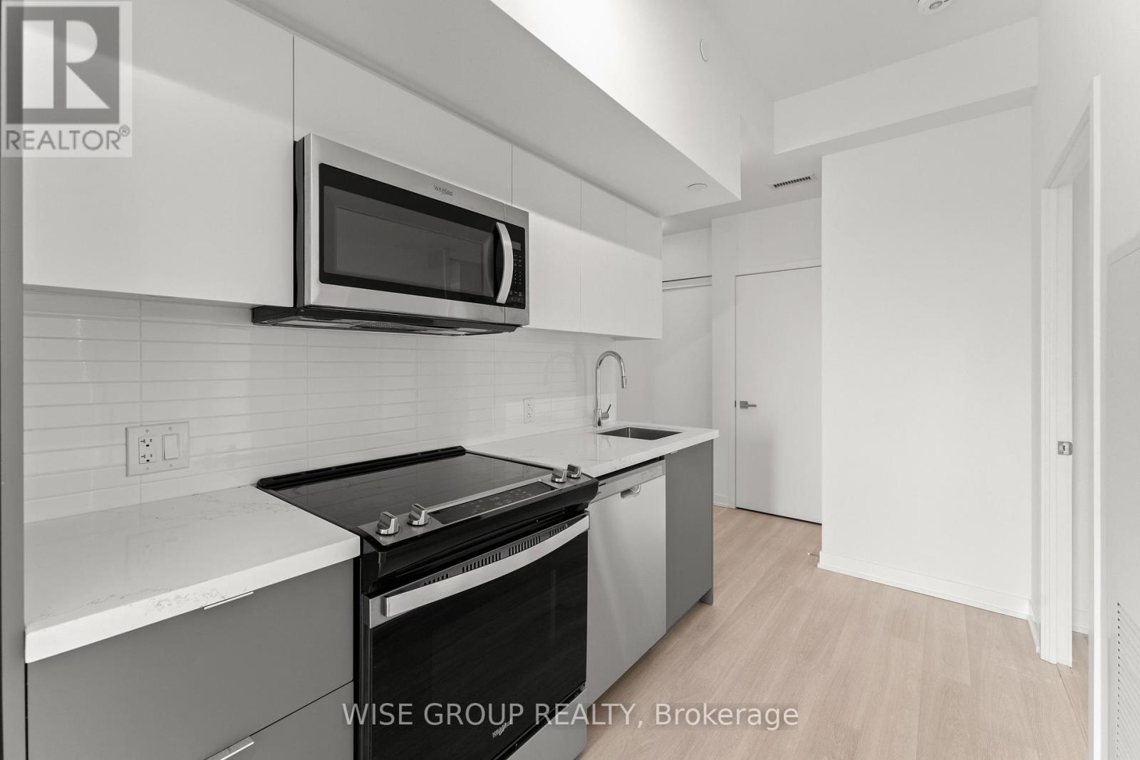 1116 - 500 Wilson Avenue, Toronto, Ontario  M3H 0E5 - Photo 8 - C12715786