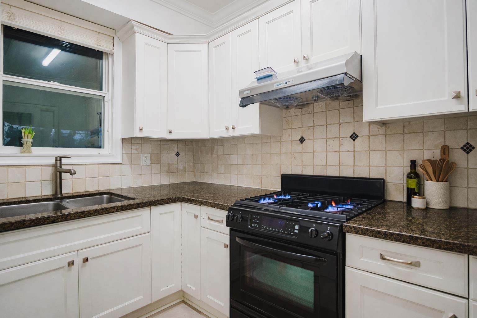 16050 79 Avenue, Surrey, British Columbia  V4N 0K2 - Photo 11 - R3081631