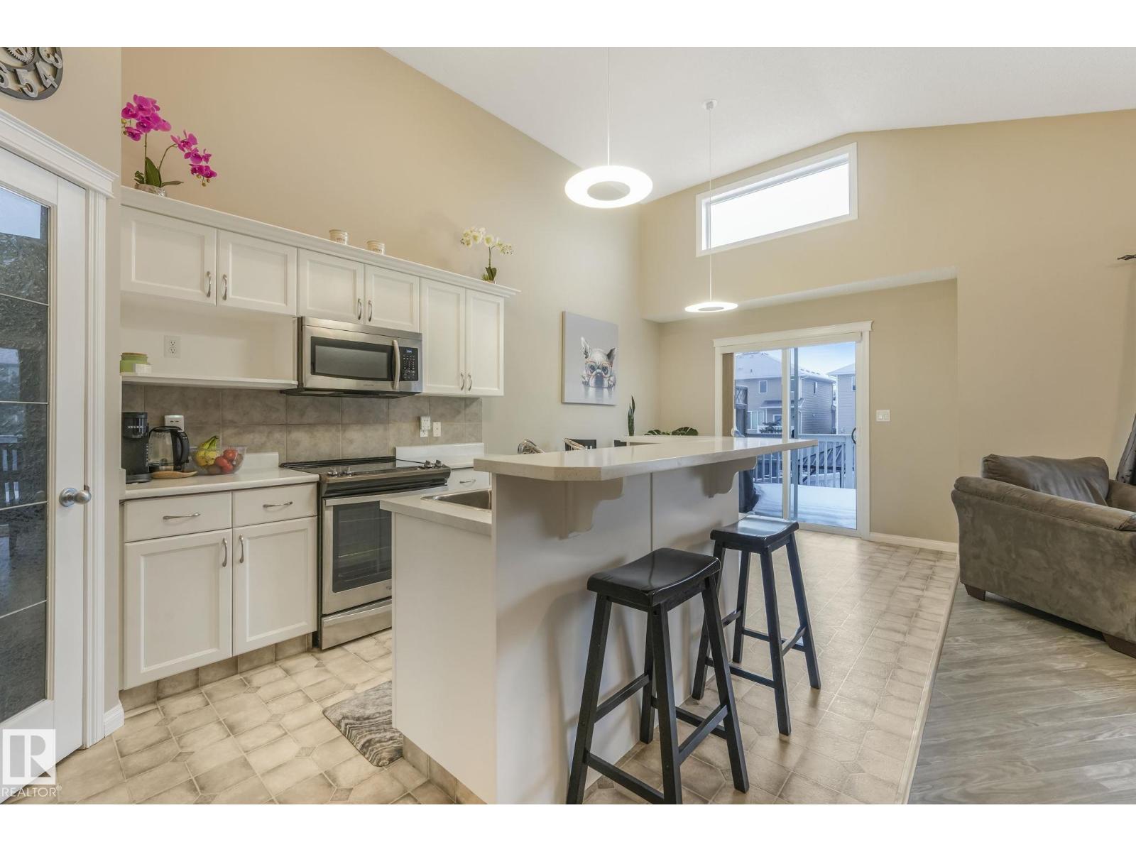 116 Castle Dr Nw, Edmonton, Alberta  T5X 6J1 - Photo 12 - E4470616