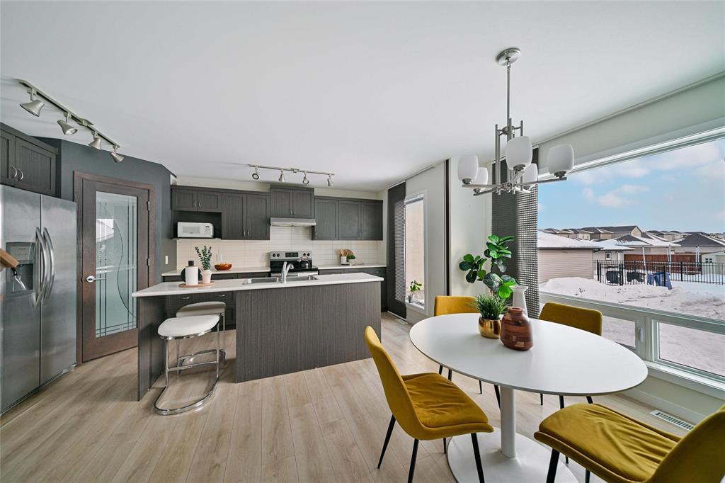 273 Windflower Road, Winnipeg, Manitoba  R3Y 0X6 - Photo 9 - 202601079